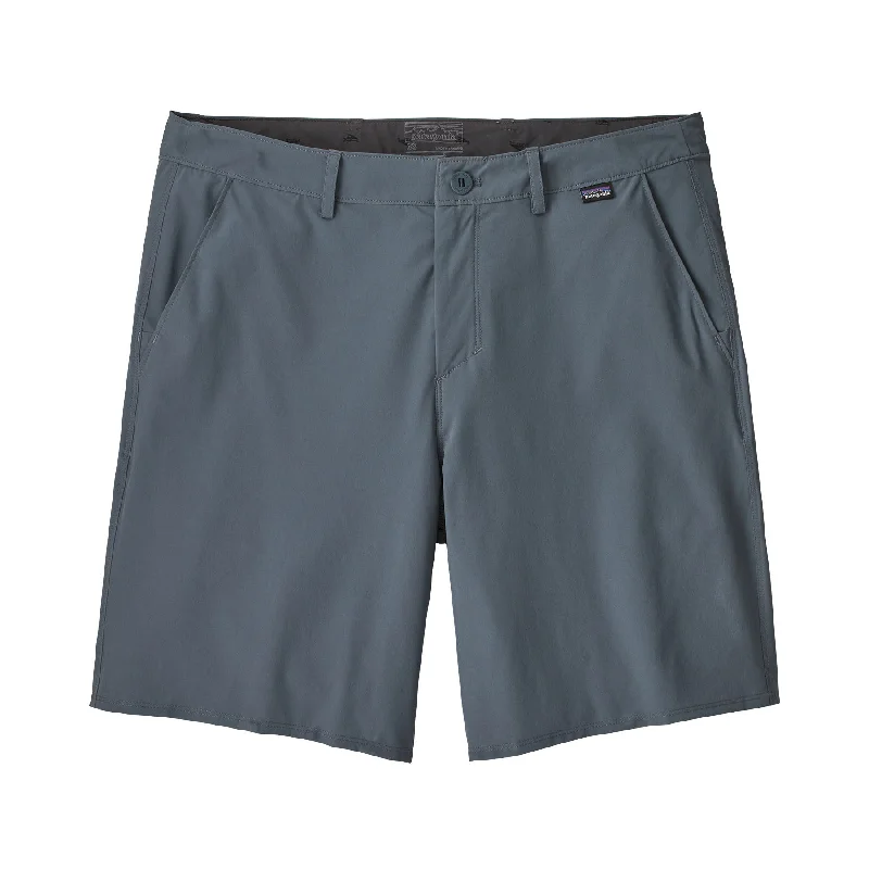 Functional and Practical Men's Multi-Pocket Cargo ShortsMen's Hydropeak Hybrid Walk Shorts - 19"
