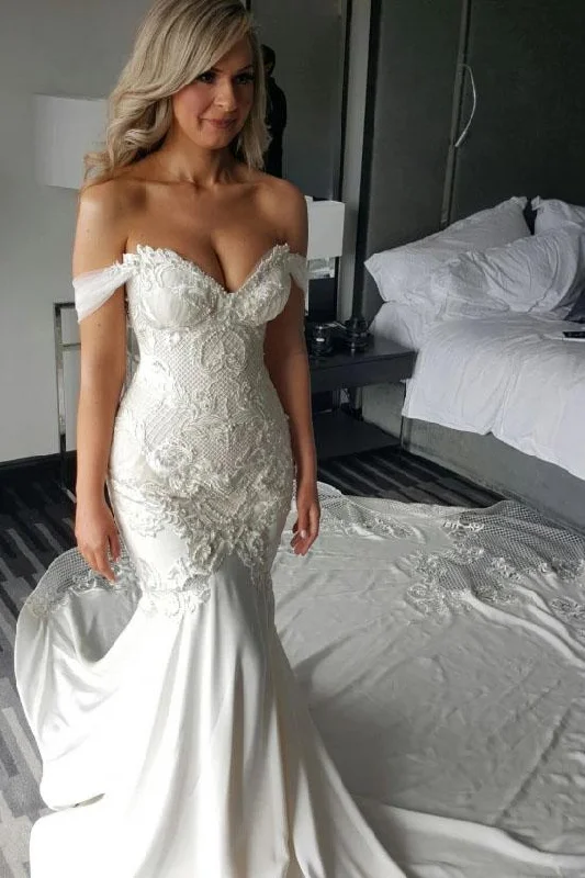 Scoop-Neck DressGorgeous Mermaid Off the Shoulder Wedding Dresses with Lace Appliques Pearls N2497