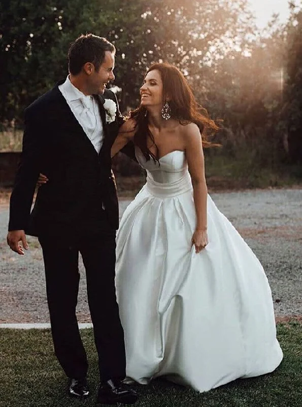 women's bridesmaid dressesSimple A-Line Sweetheart Backless Satin Wedding Dresses