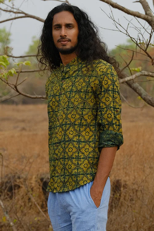 Men's Layering Shirts for Seasonal TransitionsOkhai 'Grassland' Pure Cotton Ajrakh Hand Block Printed Full Sleeves Shirt