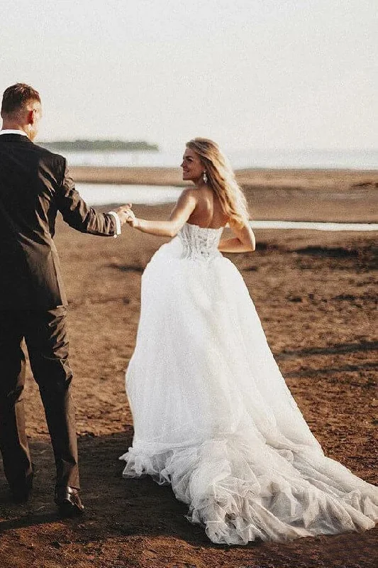 women's trendy dressesLong Sweetheart Tulle Boho Wedding Dress with Lace Court Train Rustic Wedding Gown N2255