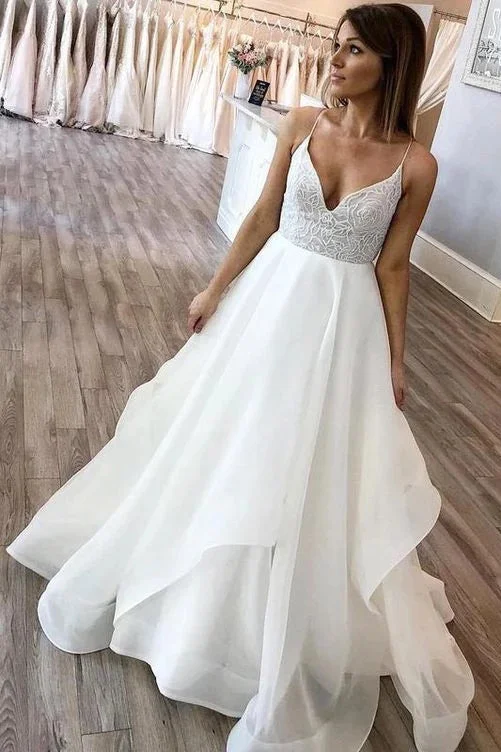 women's empire-line dressesSpaghetti Straps Beach Wedding Dresses with Lace Floor Length Bridal Dresses N2444