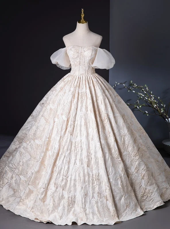 Peter Pan Collar DressChampagne Puff Sleeve Embroidery Quinceanera Dress