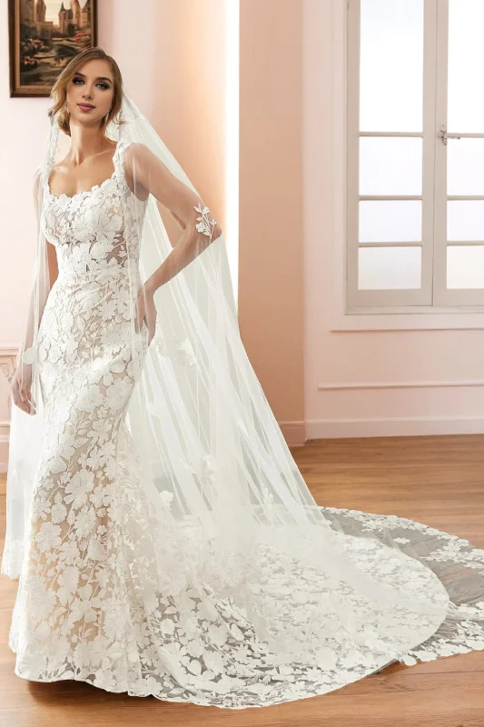 Floor-Length DressGorgeous Lace Sweep Train Ivory Wedding Dress with Detachable Sleeves