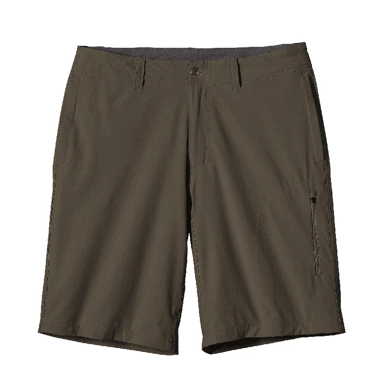 Patterned and Solid Men's Bermuda ShortsMen's Quandary Shorts