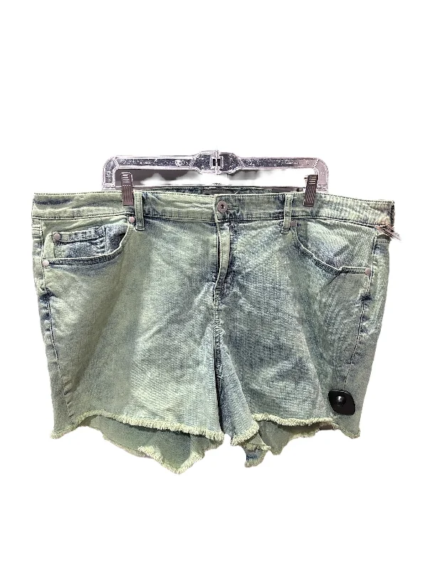 Cozy and Comfortable Men's Flannel and Fleece ShortsShorts By Torrid  Size: 22