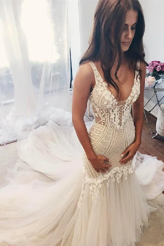 Designer DressVintage Mermaid V-Neck Backless Tulle Appliqued Wedding Dress W363