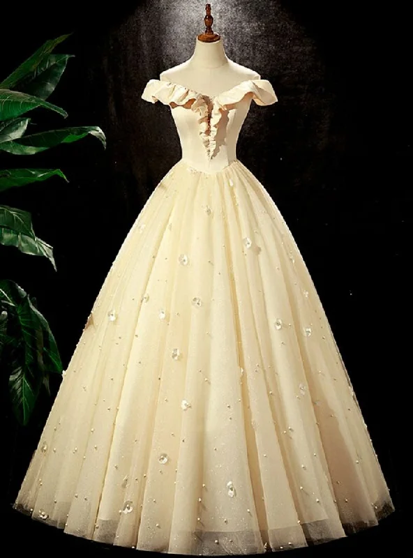 Statement DressChampagne Tulle Off the Shoulder Flower Quinceanera Dress