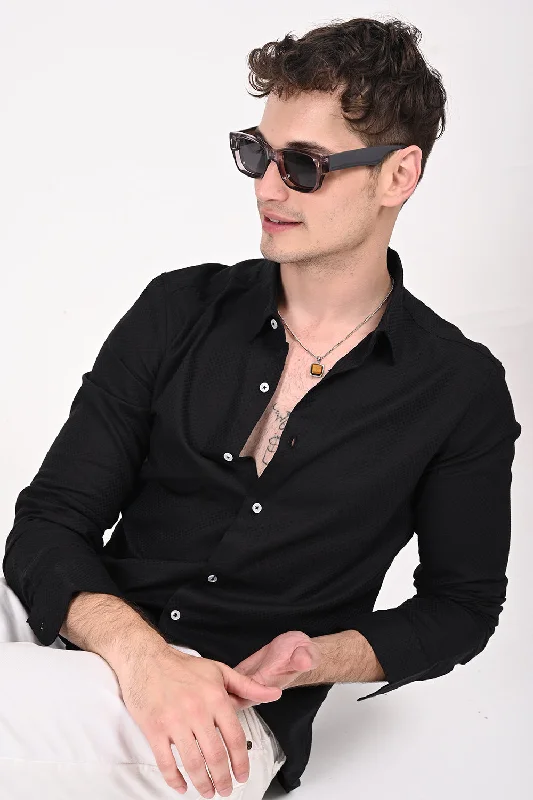 Men's Long-Sleeve Shirts for Year-Round WearBlack Urban Grid Shirt