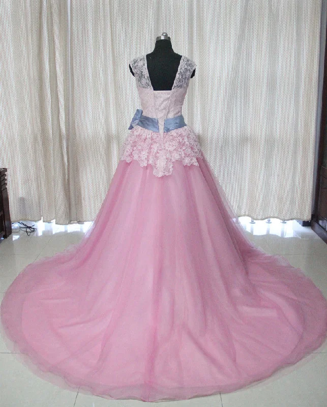 women's limited-edition dressesDebutante Sweet 16 Princess Dresses Pink Tulle Lace Backless Quinceanera Dresses
