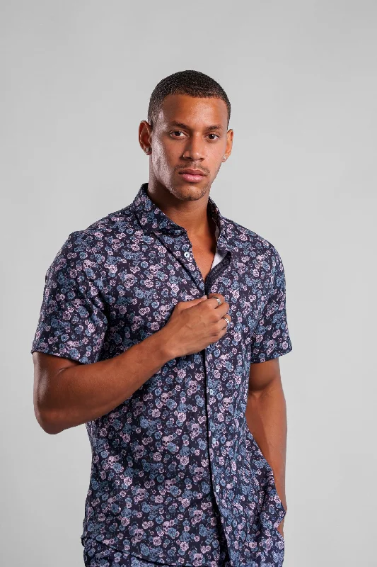 Men's Scoop Neck T-Shirts for a Relaxed FeelSUMMER CRUSH SKULLS SHORT SLEEVE SHIRT Men's Scoop Neck T-Shirts for a Relaxed FeelSUMMER CRUSH SKULLS SHORT SLEEVE SHIRT