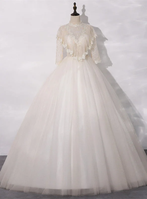 Vintage DressChampagne Tulle Lace Short Sleeve Quinceanera Dress