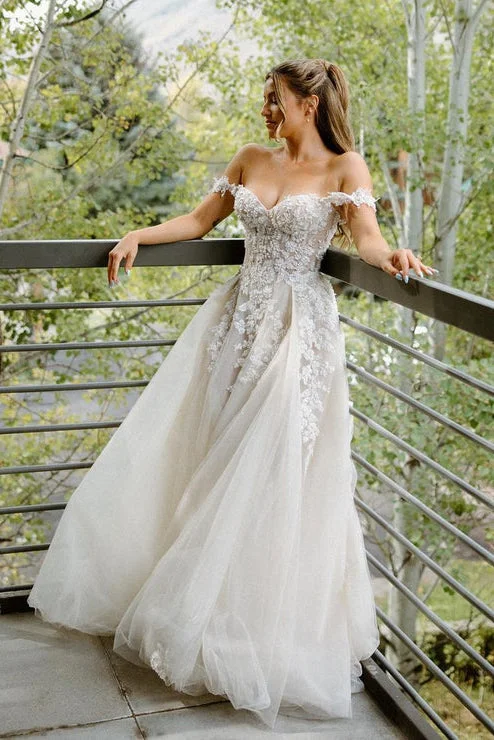 Ruffle DressA Line Off the Shoulder Tulle Wedding Dresses with Appliques N093