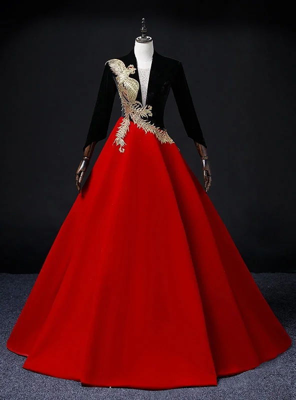 women's hourglass figure dressesBlack Velvet Long Sleeve Backless Appliques Quinceanera Dress