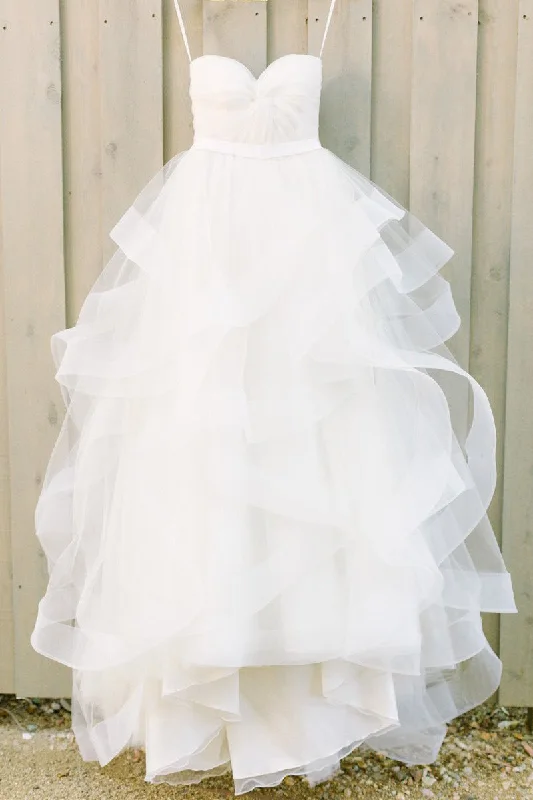 women's minimalist dressesIvory Sweetheart Strapless Tulle Floor Length Beach Wedding Dresses With Ruffles N686