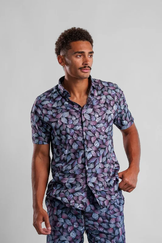 Men's Weekend Shirts for Leisurely OutingsBAD TRIP SHORT SLEEVE SHIRT