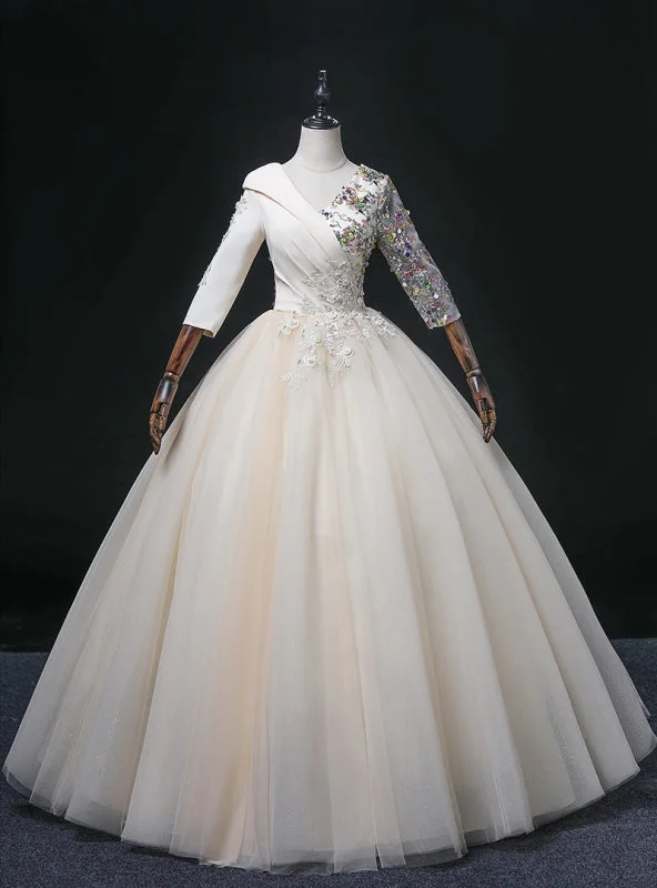 women's lace-up dressesChampagne Tulle V-neck Short Sleeve Quinceanera Dress
