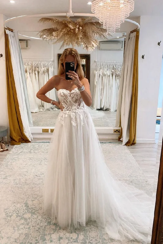 Bow-Tie DressA Line Sweetheart Tulle Wedding Dresses with Appliques N094