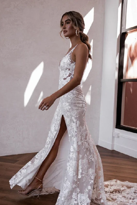 Solid Color DressLuxurious Mermaid V Neck Lace Wedding Dresses with Slit N100