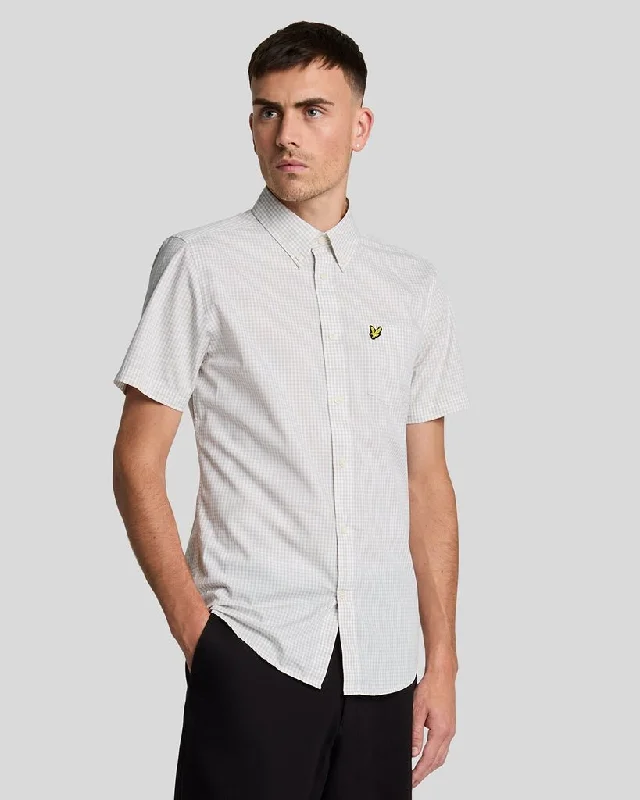 Men's Oxford Shirts for a Preppy StyleShort Sleeve Slim Fit Gingham Shirt