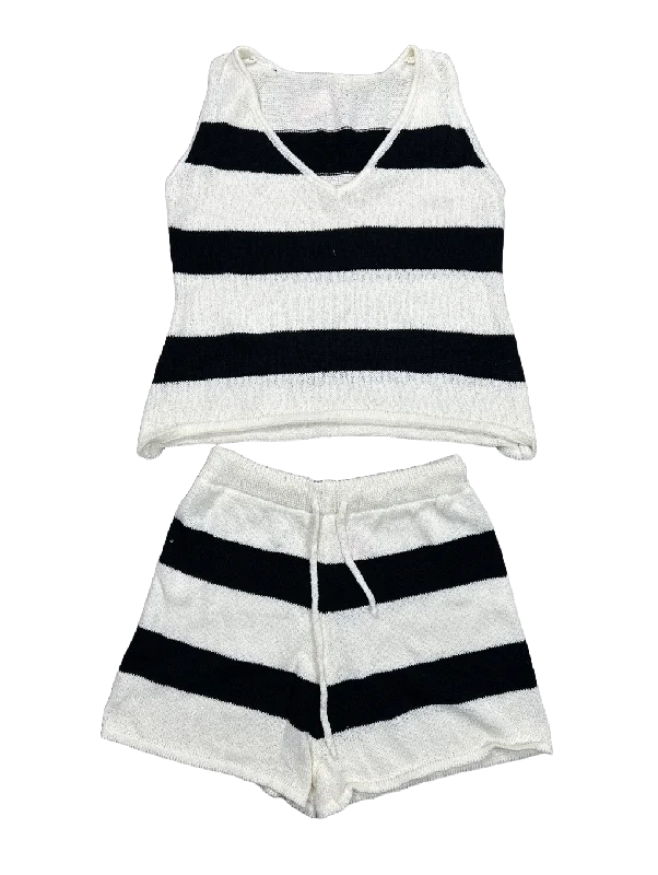 Men's Water-Resistant Swim and Beach ShortsShorts Set By Amazon  Size: L
