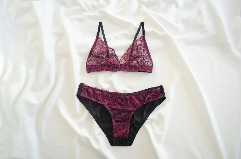 Winterberry Lace Set