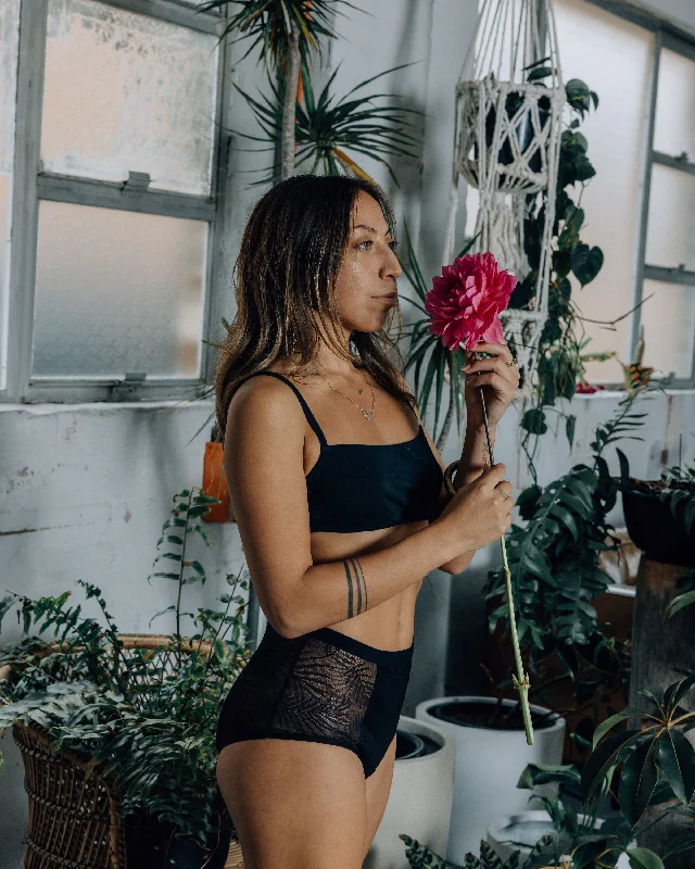 Fern Lace High Waisted Pocket Brief + Botanical Heat Pack