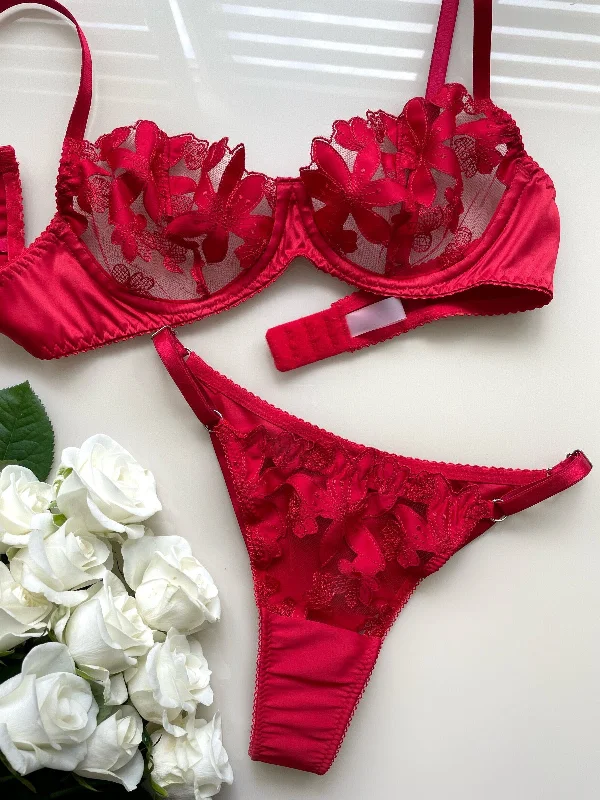 Bloom Red Lingerie Set