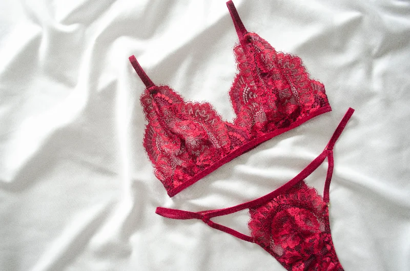 Adore Lace Set