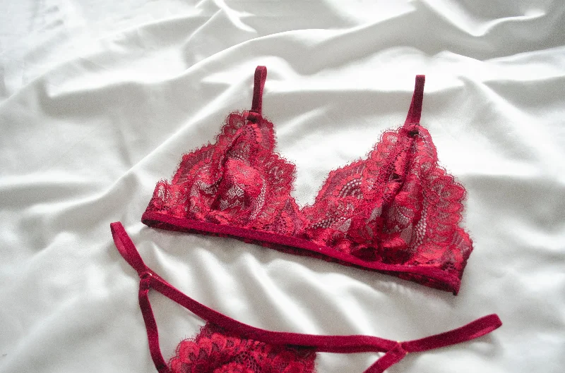 Adore Lace Set