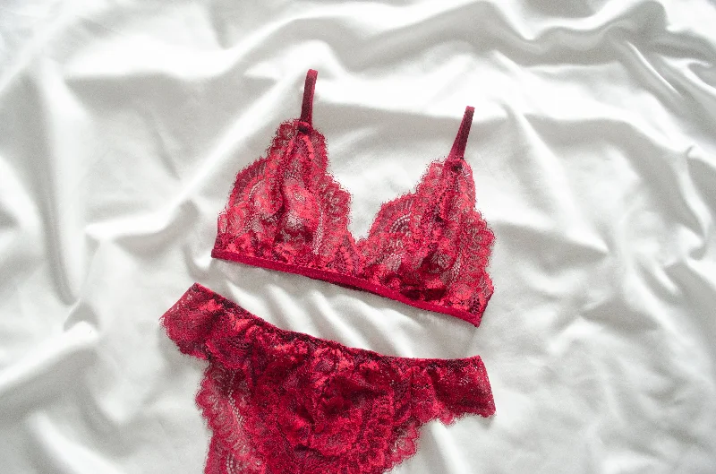 Adore Lace Set