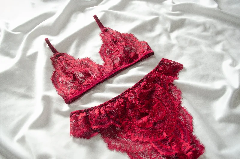 Adore Lace Set