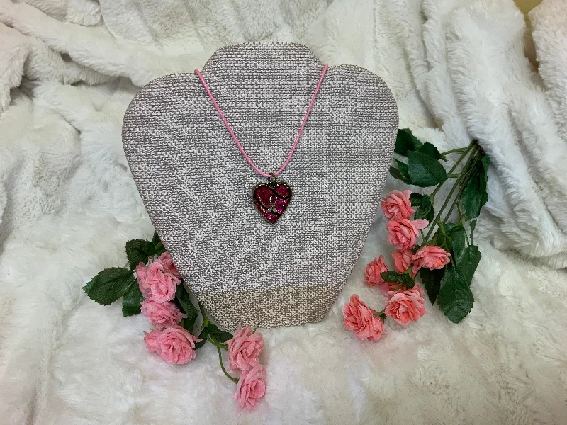 Standard Heart Pendant (Front: Black w/Pink Glitter - Back: Black w/Glitter)