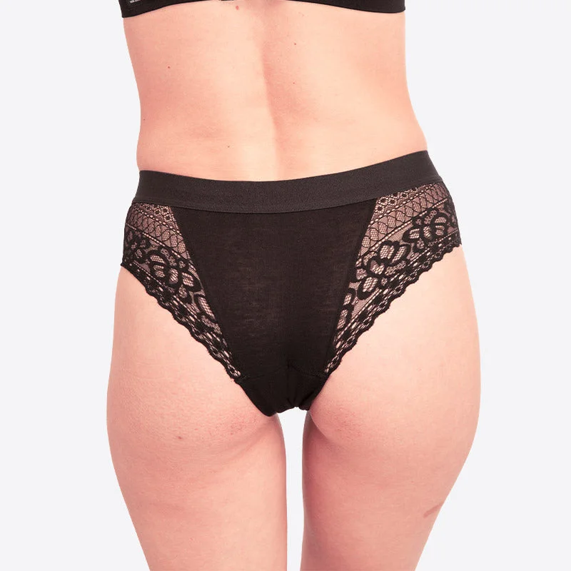 WUKA Lace Hipster & Thong Bundle