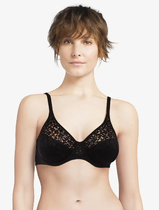 34D / Black