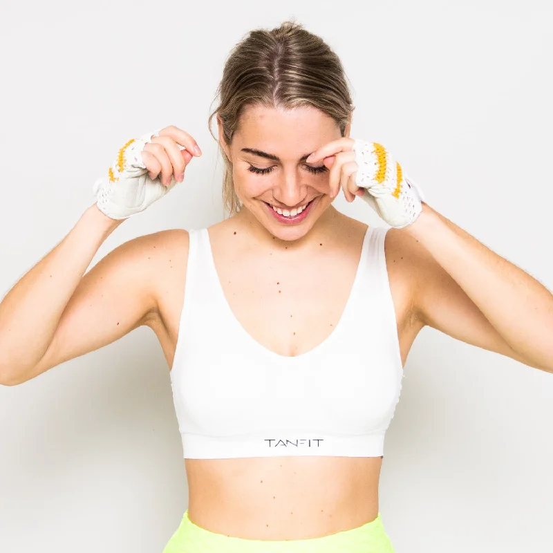 Seamless Comfortable Sports bra with Removable Pads - White