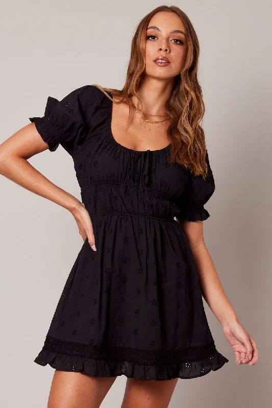 women's handmade dressesBlack Fit And Flare Dress Puff Sleeve
