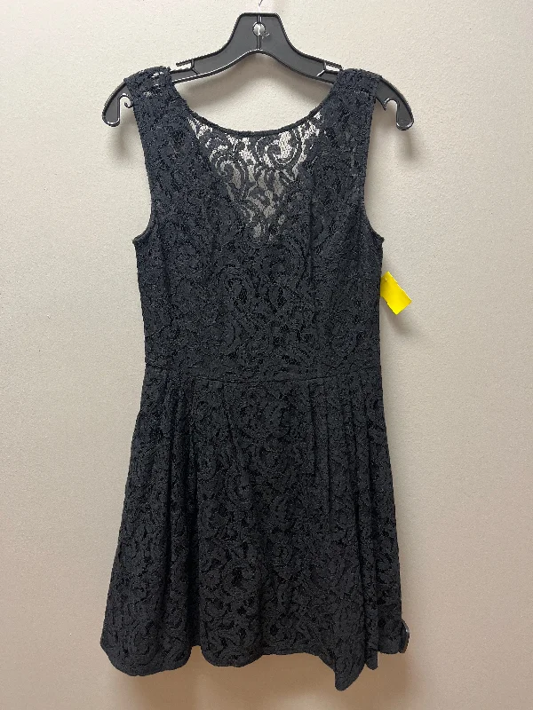 Chic DressDress Casual Short By Cynthia Steffe In Black, Size: S